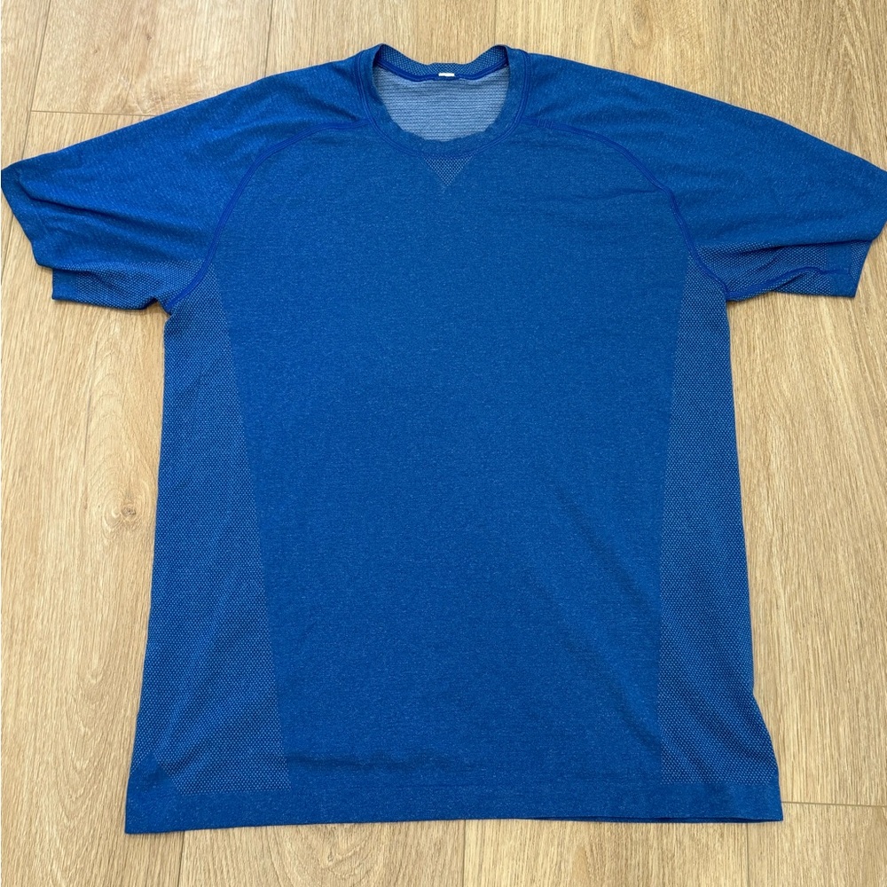 Lululemon Metal Vent Tech Short Sleeve